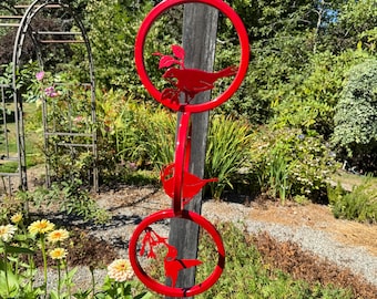 Triple Metal Rings with Metal Birds Garden Decor