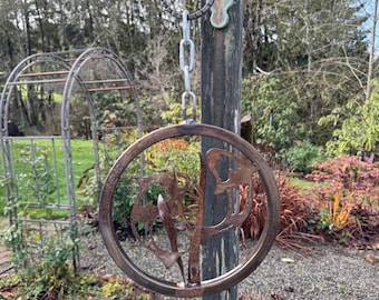 Metal Ring with Metal Fish and Grass Garden Decor