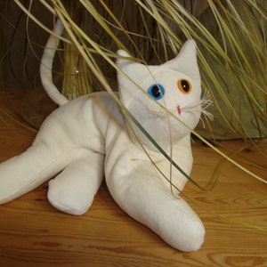 Collectible velvet cat, gift for June Bday, Pearl white, stuffed cat, white velvet , lightly weighted, posable cat, keepsake cat