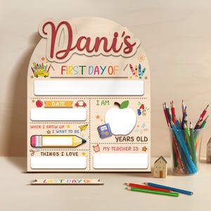 Letrero de primer día de clases, letrero escolar personalizado, letrero de regreso a clases, letrero de primer día de jardín de infantes, letrero de primer y último día de clases para niños.