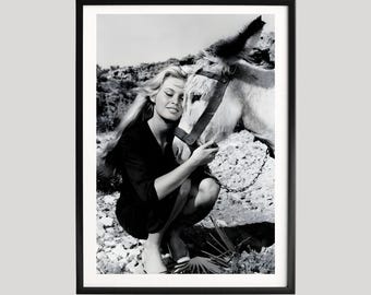 Brigitte Bardot Poster, Black and White Photography Print, Vintage Animal Portrait, Candid Celebrity Scene, Classic French Cinema Wall Art