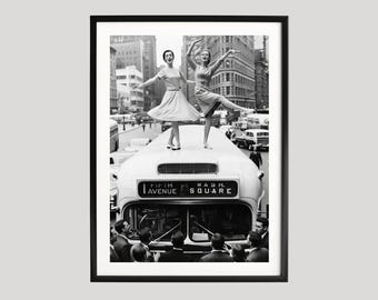 Kobiety tańczące w autobusie, czarno-biała sztuka ścienna w stylu vintage, wydruk artystyczny w stylu retro, plakat Fifth Avenue, fotografia artystyczna w jakości muzealnej