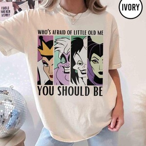 Vem är rädd för lilla gamla mig, bekväma färger, du borde vara Disney-skurkar, klassisk Disney-skurkar-tröja, Disney Halloween-tröja bild 8