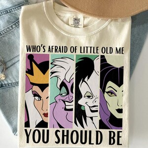 Vem är rädd för lilla gamla mig, bekväma färger, du borde vara Disney-skurkar, klassisk Disney-skurkar-tröja, Disney Halloween-tröja bild 10