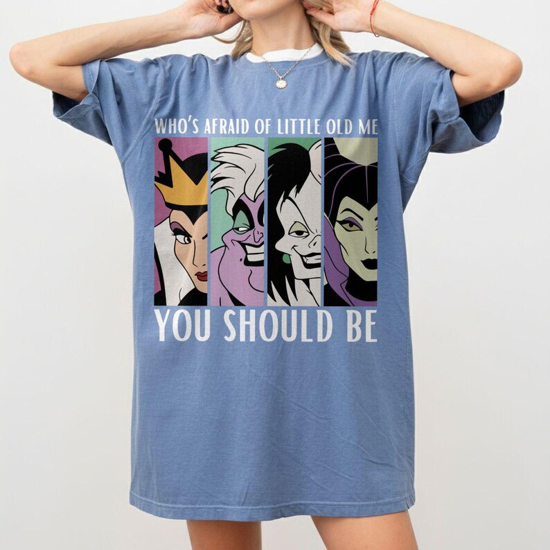 Vem är rädd för lilla gamla mig, bekväma färger, du borde vara Disney-skurkar, klassisk Disney-skurkar-tröja, Disney Halloween-tröja bild 6