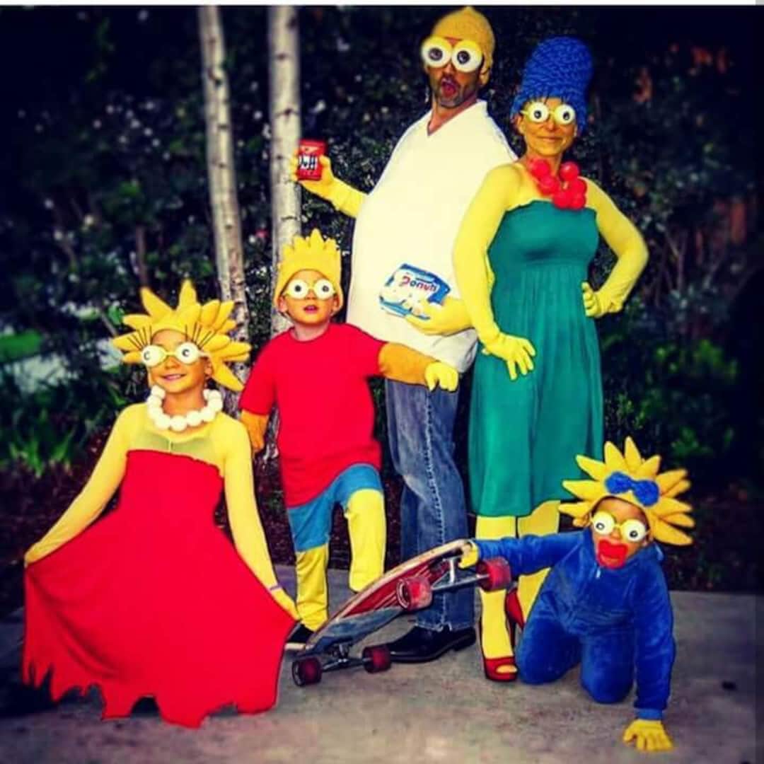 le deguisement en couple de Homer et Marge Simpsons Le Deguisement.com