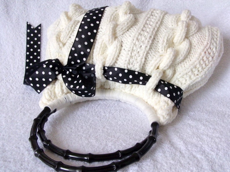 SALE SALE Hand Knit off white Handbag, ready to ship image 3