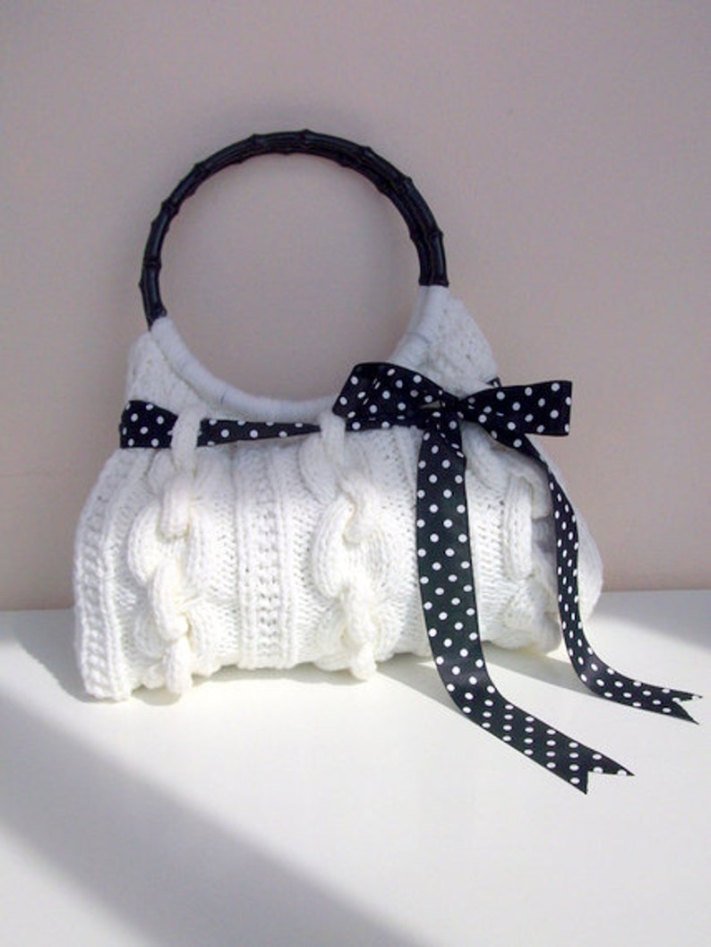 SALE SALE Hand Knit off white Handbag, ready to ship image 2