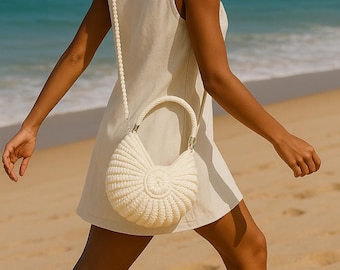 Crochet Shell Bag – Handmade Nautilus Purse for Beach Wedding, Coastal Outfits & Summer Photoshoots