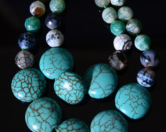 Huge Chunky Faux Turquoise Peking Glass Hand Strung Vintage costume Necklace. Blue, Green, Ocean colors stunning aqua ocean colors Seafoam