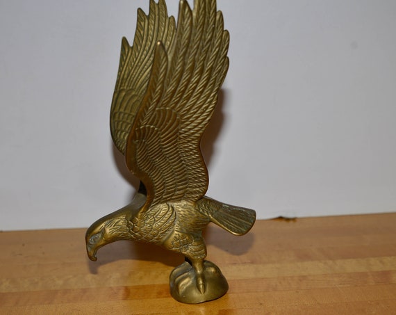Large 10 " Eagle Finial, Flag Accent, Clock or Trophy Piece Eagle in Flight Vintage Slid Brass