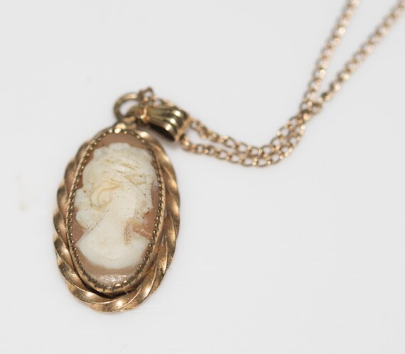 Vintage 1940s Cameo 1/20 gold Filled Childrens Child's necklace delicate old piece