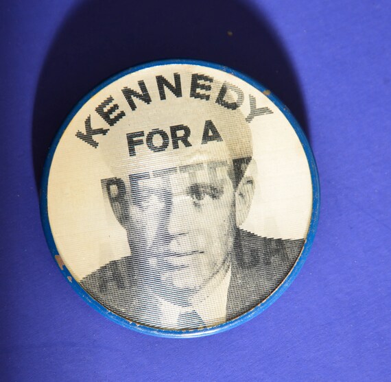 1968 Lenticular Pinback Pin Large Robert Kennedy Presidential Campaign Vari Vue Pin Presidential Campaign pin