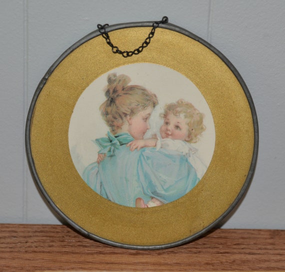 German Print, Lithograph in Gold Enamel framed Medallion Victorian era 1910-1920 Similar to Besse Pease