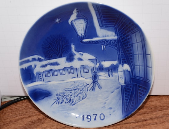 Hans Christian Anderson House 1970 Copenhagen Plate Sven Jensen 7 inch Christmas Plate Blue and White copenhagen