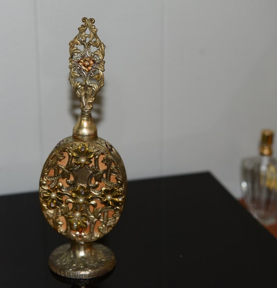 Vintage Filigree Ormolu Hollywood Regency Style Gold Gilt Perfume Scent Bottle Intricate Gilt Work with Seed Pearls Vanity Accessories