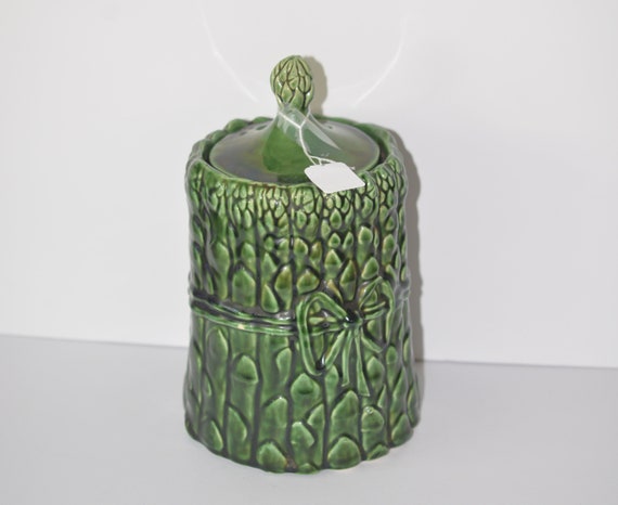 McCoy Green Asparagus Cookie Jar 1970s Pottery Cookie Jar Fruit And Vegetable French Provincial