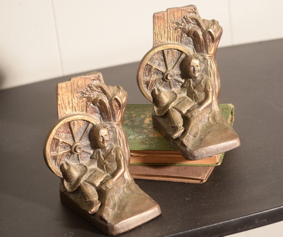 PM Bookends Huck Finn Cast Metal Figural Bookends Philadelphia PA Manufacturing