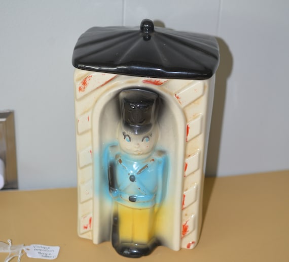 American Bisque toy Soldier Christmas Cookie Jar #743 Cookie Biscuit Jar Adorable Soldier Kitchen or even Childrens room decor