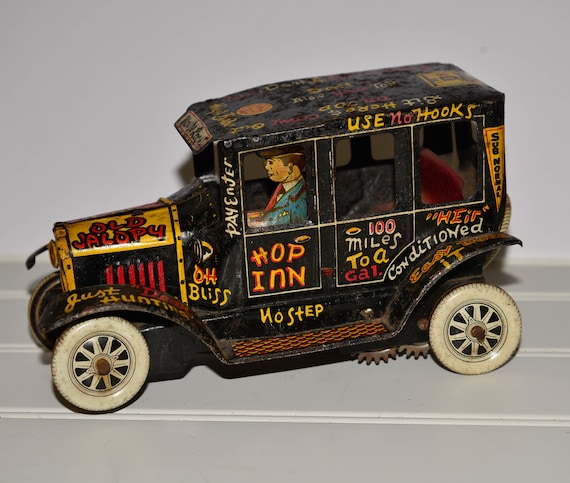 Marx toy 1940-50s The Jalopy Works Key wound Tin Toy Car With Driver Complete Great Vintage tin toy.