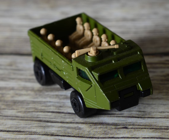 MATCHBOX Lesney Vintage Superfast No.54 PERSONNEL CARRIER Military Die Cast Army Toy vintage Matchbox numerb 54 complete