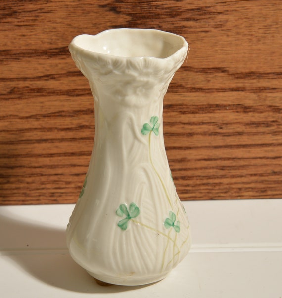 1999 Belleek Millenium issue small vase Shamrock Irish pattern Belleek Porcelain Shipping included