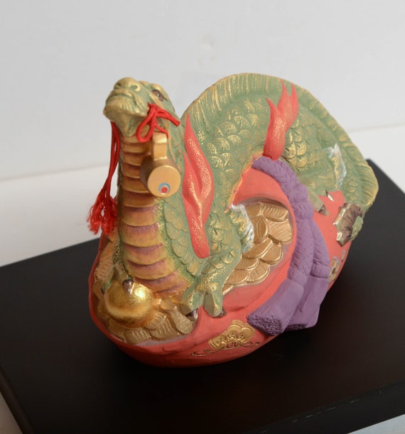 Genuine Signed Hakata Doll dragon rare Dragon Clay Figure Japanese with Association Sticker and Base Military Family Estate Beautiful Colors
