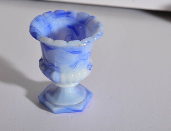 Akro Agate 764 Urn Toothpick Holder Slag glass Blue and White Agate Glass vintage