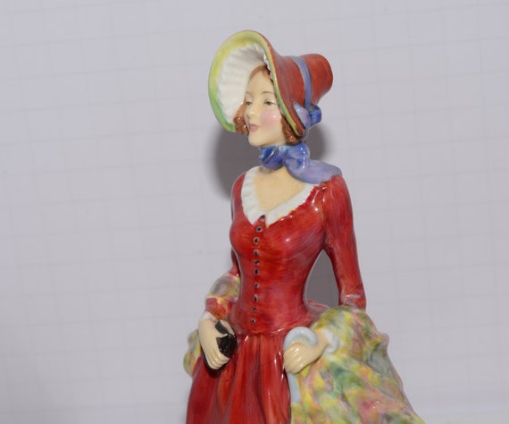 Royal Doulton HN1982 Sabbath Morning Figurine Early Mark Signed Leslie Harine 1945-59 Early 1940s marks
