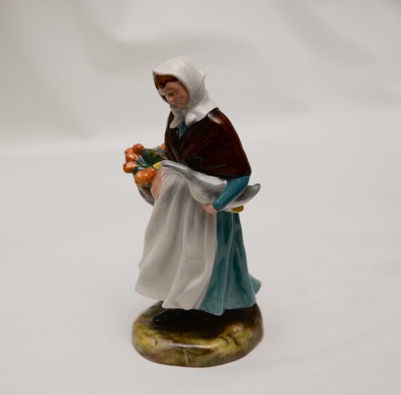 Royal Doulton Figurine HN1991 1975-1981 A country Lass, Girl With Basket and Goose
