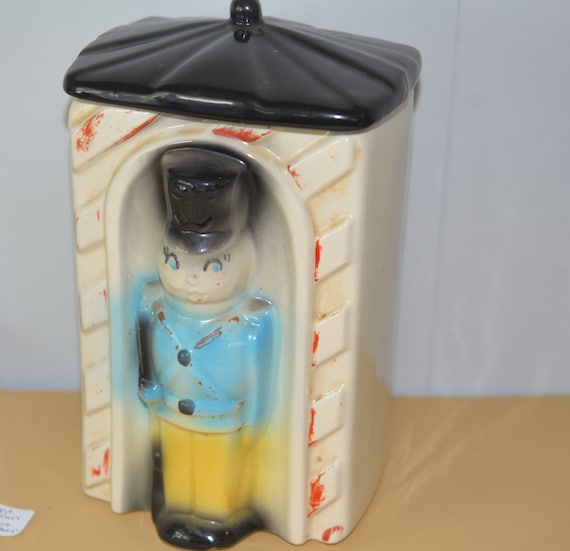 American Bisque toy Soldier Christmas Cookie Jar #743 Cookie Biscuit Jar Adorable Soldier Kitchen or even Childrens room decor