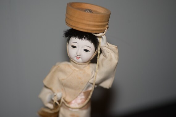 Vintage 1950s 60's Japanese Doll , Japan Doll international doll figurine Dancing Souvenir Doll Delicate Oriental Folk Doll Geisha