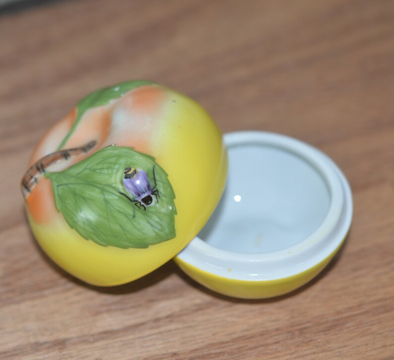 MMA Apple Trinket Box with blue Bug Metropolitan Museum Limoge Copy Box