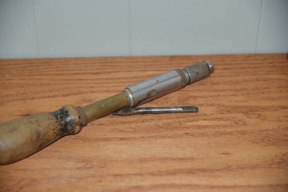 Vintage Working Wards Master ( Montgomery Wards) Push Drill Yankee Drill Wood Handled with one bit