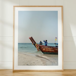 Spiaggia della Thailandia, stampa tropicale, poster "Giornate sull'isola con brezza salata", fotografia di viaggio, arte murale del Sud-est asiatico, regalo di arredamento costiero