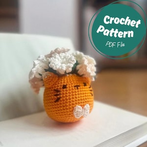 2IN1 Lily of the Valley Cat Crochet Pattern Flower Pot Coaster and Basket Set Low Sew Baby Calico Orange Cat Amigurumi Flower Lily Decor