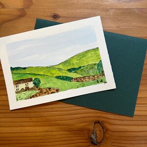 Cartolina stampabile ad acquerello - Scena di campagna di un cottage primaverile - Arte fatta a mano, download immediato