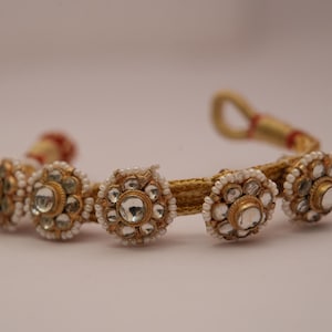 Elegante Kundan Poochi-armband met parels/gouddraad Indiase sieraden/Feestelijke armband voor vrouwen/etnisch cadeau voor haar/gratis expreslevering