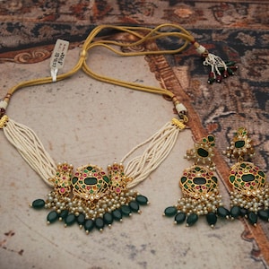 Koninklijke groene kundanparel choker ketting set met lange oorbellen/traditionele bruidssieraden/Rajasthani Indiase sieraden/gratis expreslevering