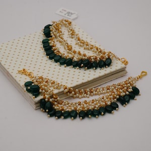 Bruidsoorkettingen met groene druppels/haarketting aan de zijkant/Indiaas bruiloftaccessoire/Groene druppel- en pareloorbellen/Gratis expreslevering