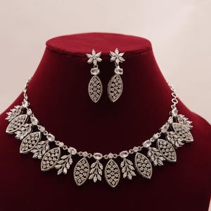 Koninklijke diamanten ketting met mooie oorbellen/Indiase bruidsketting set/Elegante zirkonia diamant/Verlovingssieraden/Gratis expreslevering