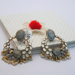 Elegante geoxideerde statement oorbellen olifant/Indiase handgemaakte polki oorbellen en parels/Feestelijke oorbellen set voor dames/Gratis expreslevering