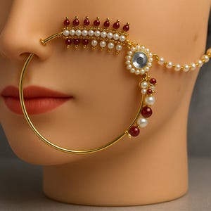 Traditionele vergulde Kundan Nath met parels/rode witte stenen met parelketting/handgemaakte huwelijkssieraden/bruidsnath/gratis expreslevering