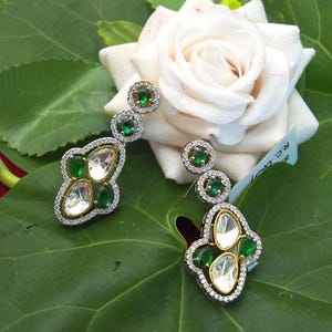 Elegante jadau polki statement oorbellen/lichtgewicht vergulde groene steen oorbellen/feestoorbellen set voor dames/gratis expreslevering