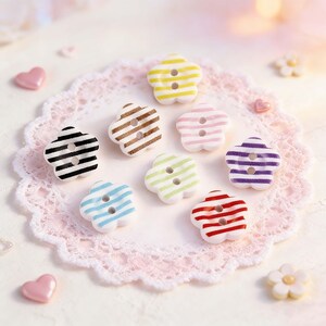 Colorful Striped Floral 2-Hole Buttons, Kawaii Handmade Decorative Knobs for Sweaters, Knitwear, DIY Sewing, Gift for Sewists & Crafters