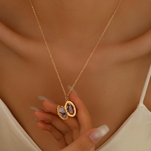 Personalized Locket Necklace with Photo, Engraved Oval Necklace, 18K Gold Photo Necklace, Memorial Jewelry, Anniversary Gift, Gift For Her