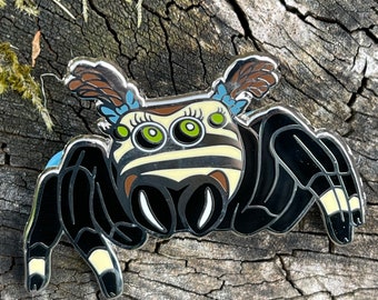 Adorable Jumping Spider Enamel Pin - Dreadlock Jewelry Accessory for Entomology Art Lovers