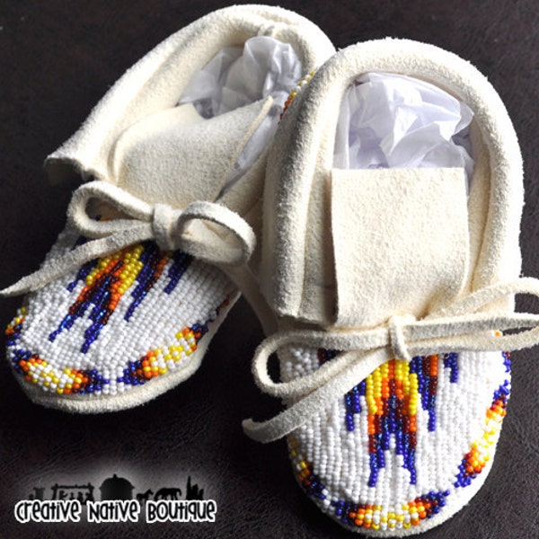 Fully Beaded Baby Moccasins size 6/7