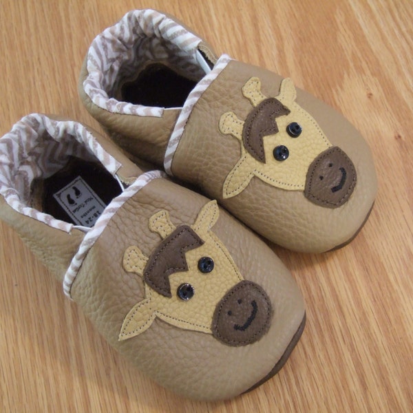 chaussons bébé girafe taille 6-12 mois / 4 soft semelle mocassins