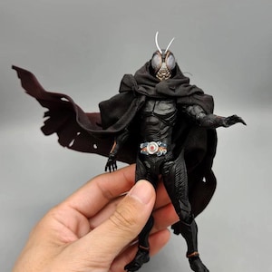 1/12 Scale SHF Kamen Rider Battle-Damaged Cape Cloak for 6&#39;&#39; Action Figures DIY